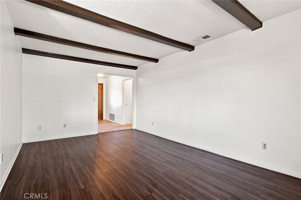 1472 Francis Property Photo 13