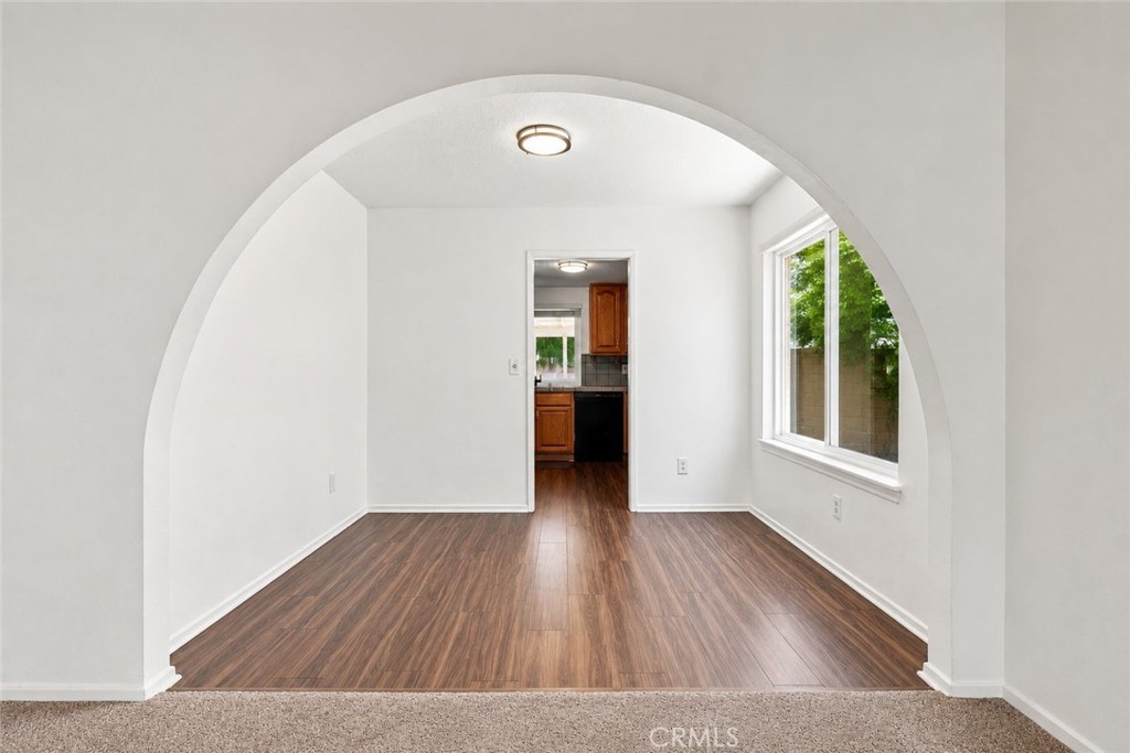 1472 Francis Property Photo 14