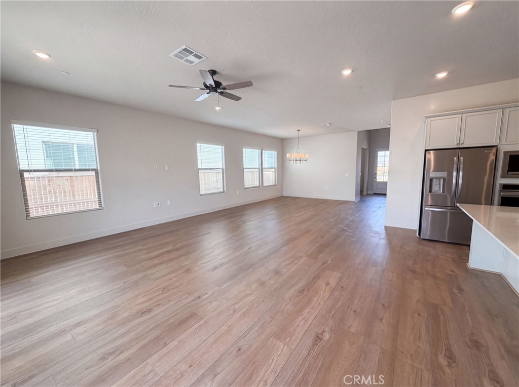 2262 N Marion Property Photo 3