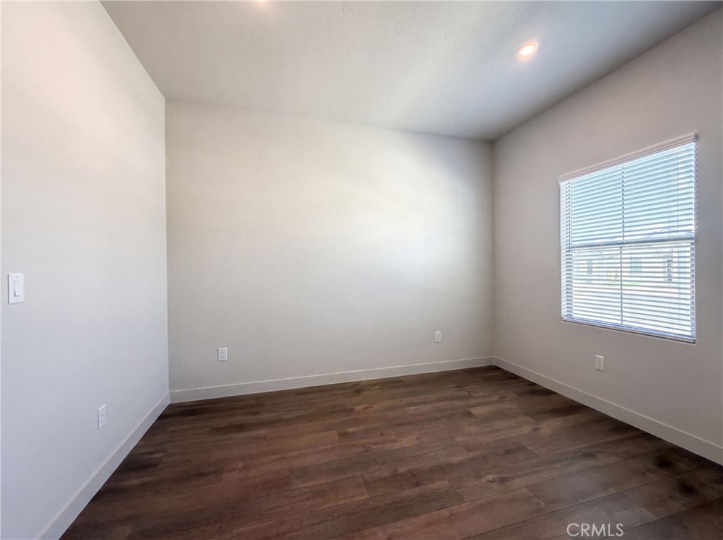 2262 N Marion Property Photo 8