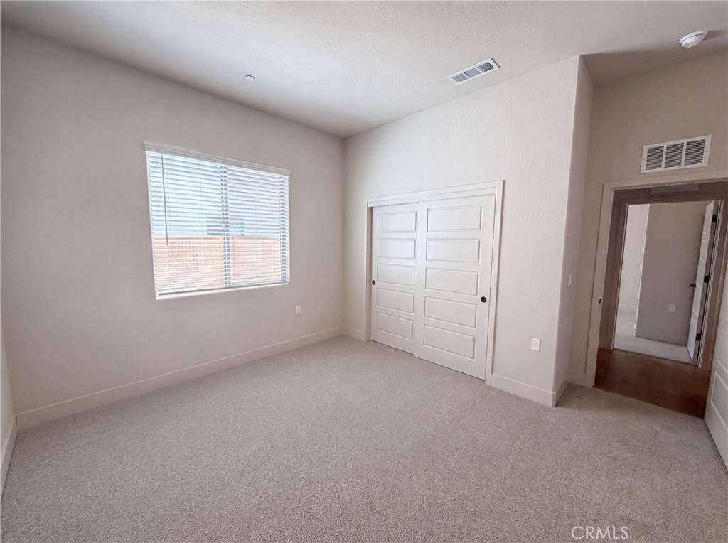 2262 N Marion Property Photo 9