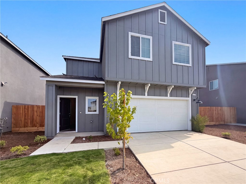 4472 Bellaire Property Photo 1