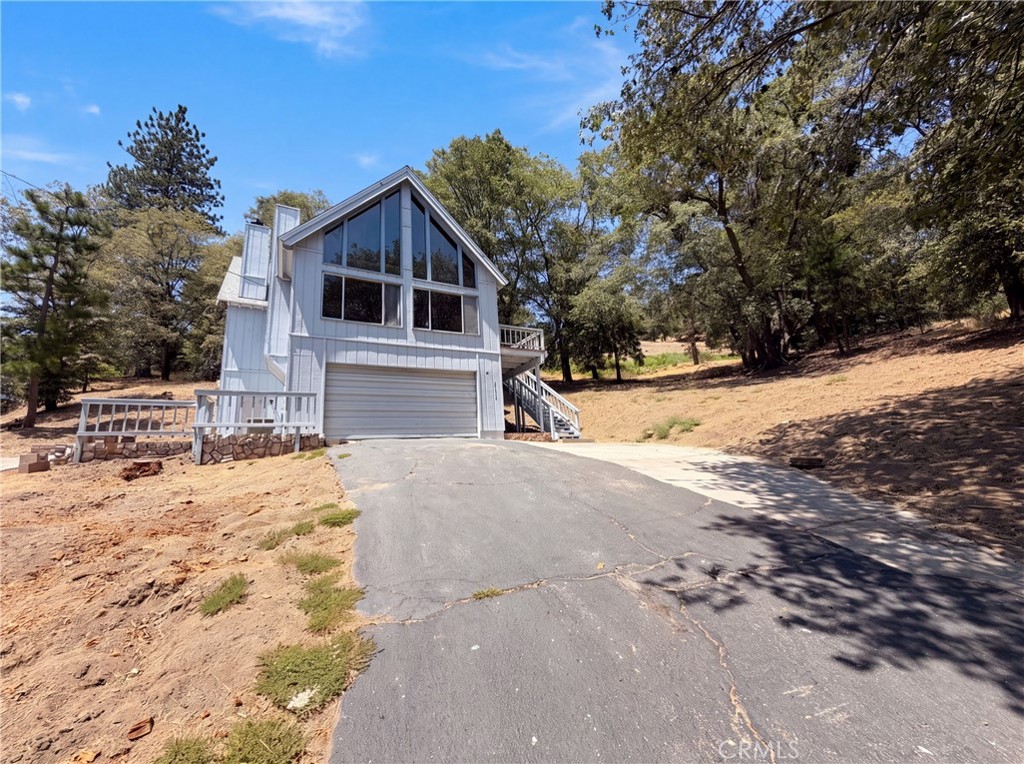 22360 Briarwood Property Photo 1