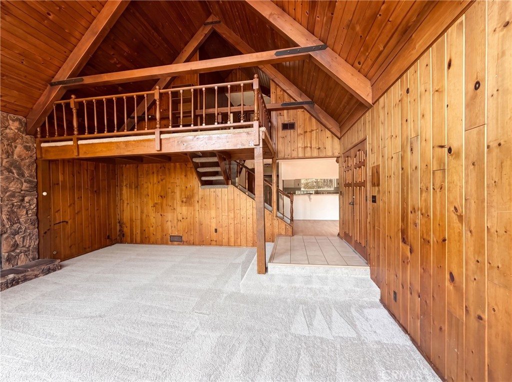 22360 Briarwood Property Photo 6