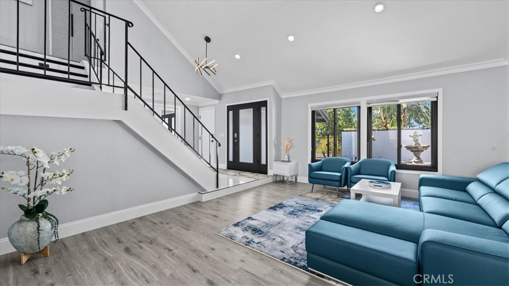 1373 W Aster Property Photo 10
