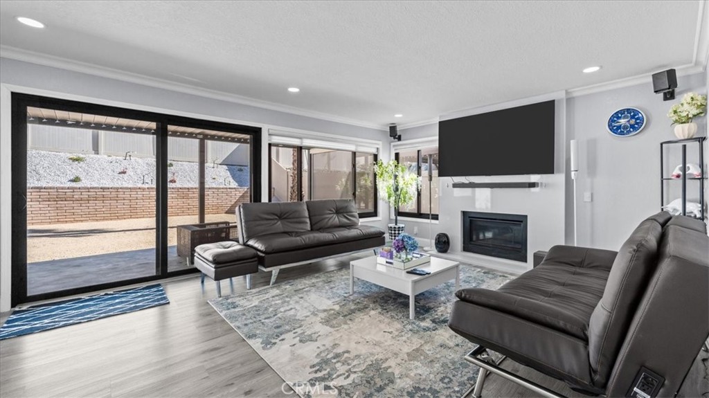 1373 W Aster Property Photo 17