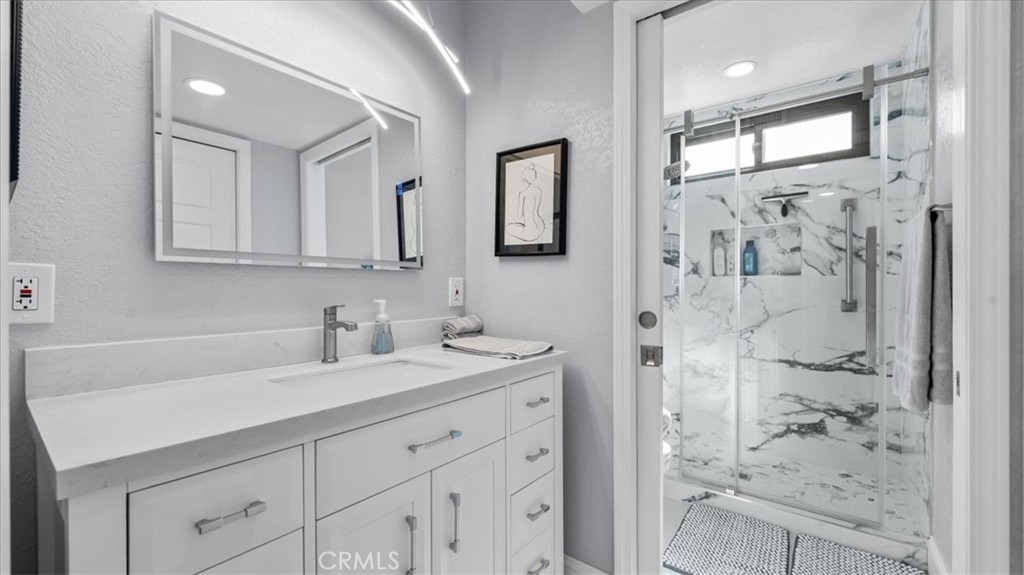 1373 W Aster Property Photo 32