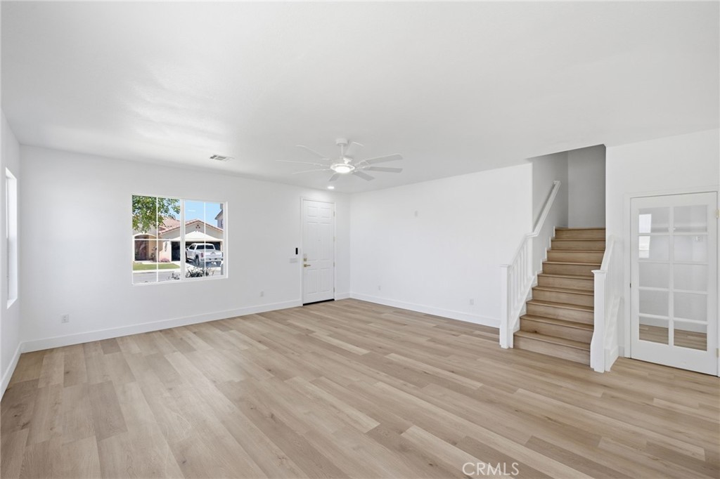 112 Manzanita Property Photo 6