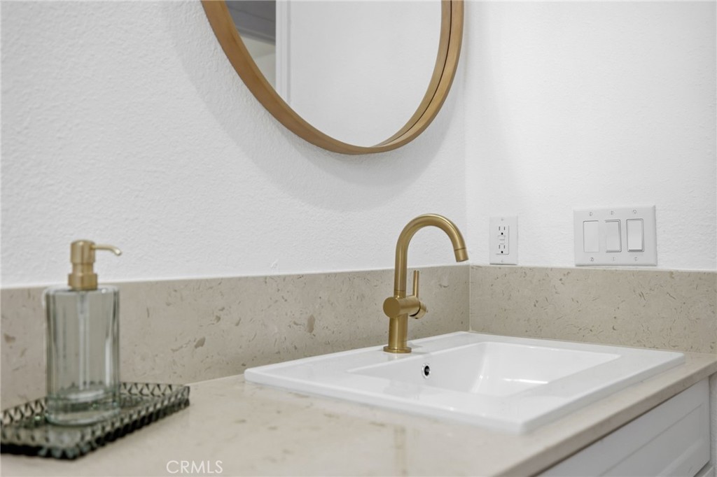 112 Manzanita Property Photo 43