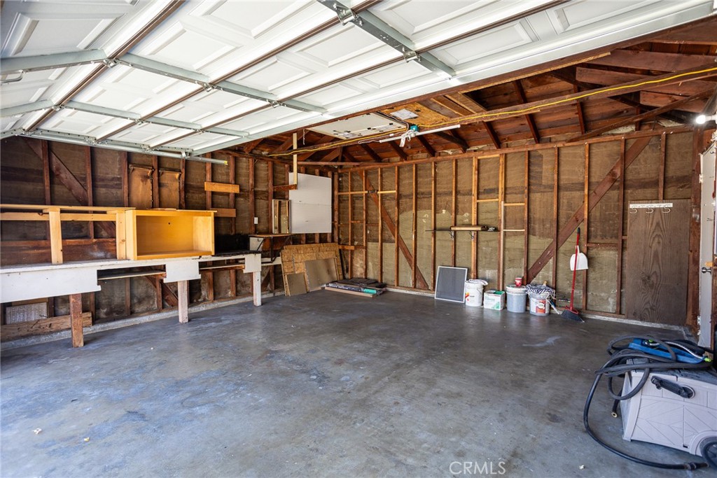 16563 Barbee Property Photo 25