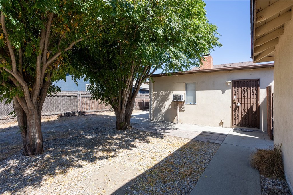 16563 Barbee Property Photo 28
