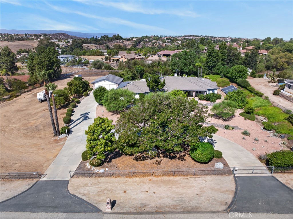 14325 Bush Avenue Property Photo