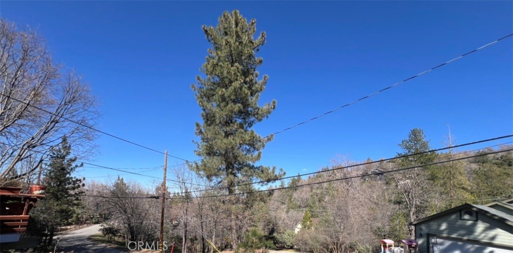 1374 Rock Ridge Property Photo 8