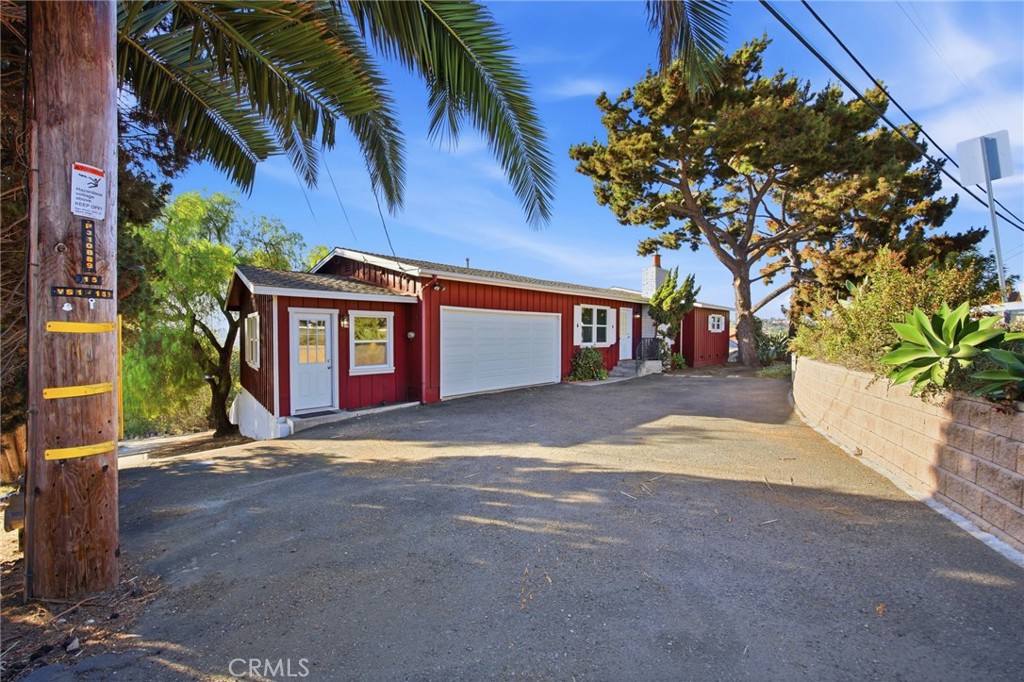 644 Hillside Terrace Property Photo 1