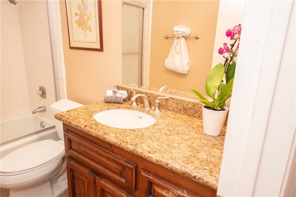 2262 Century Avenue Property Photo 16