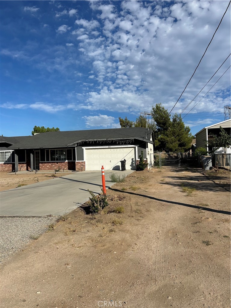 7621 Alston Avenue Property Photo 2