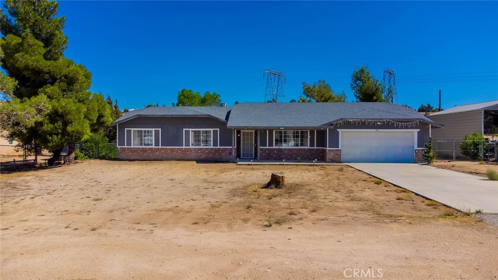 7621 Alston Avenue Property Photo 2