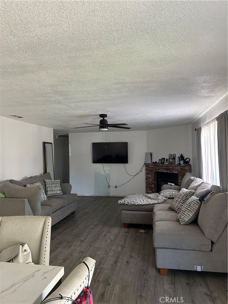 7621 Alston Avenue Property Photo 4
