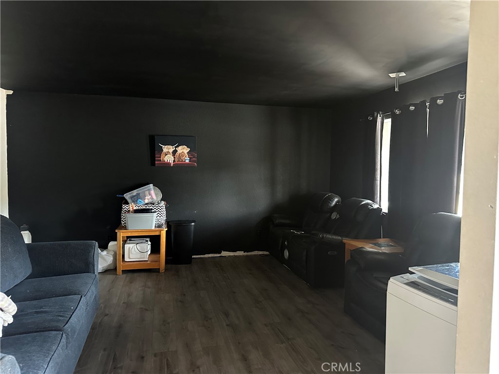 7621 Alston Avenue Property Photo 12