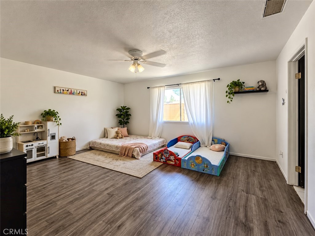 7621 Alston Avenue Property Photo 15