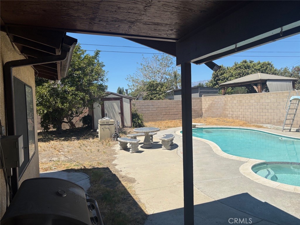 7936 Dumond Property Photo 23