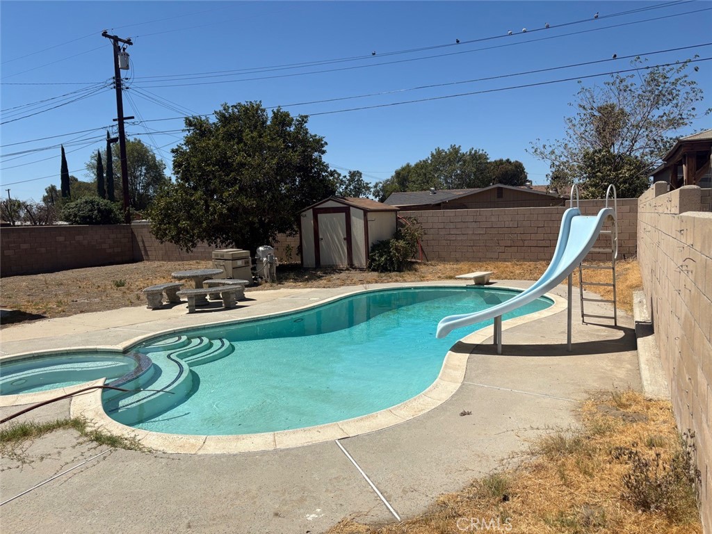 7936 Dumond Property Photo 24