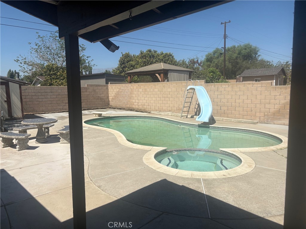 7936 Dumond Property Photo 37