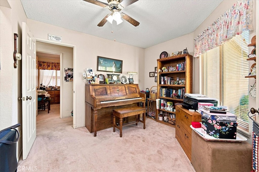 29028 Willow Creek Property Photo 26