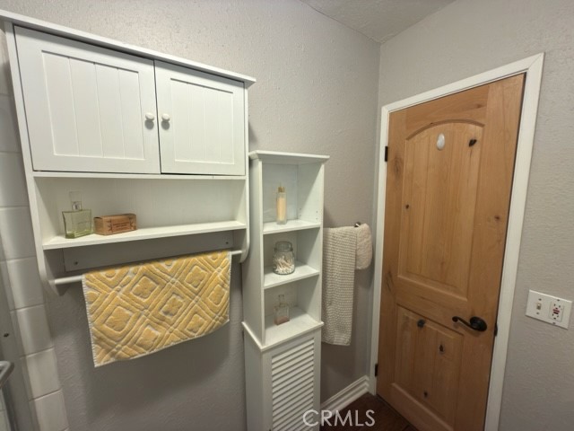 33519 Falling Leaf Drive Property Photo 34