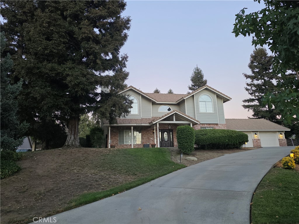 13557 Pineridge Court Property Photo 2