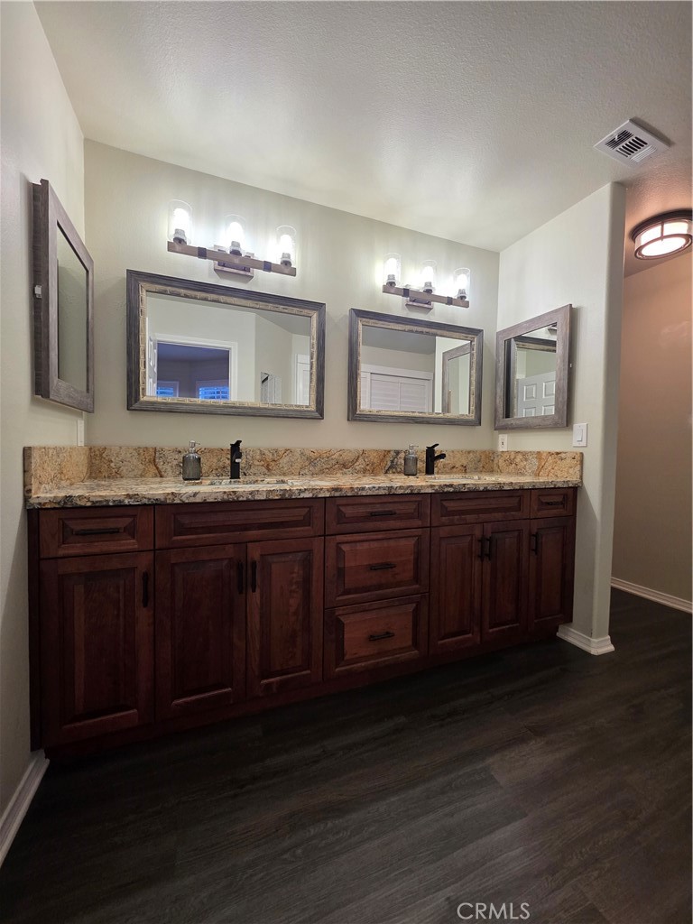 13557 Pineridge Court Property Photo 31