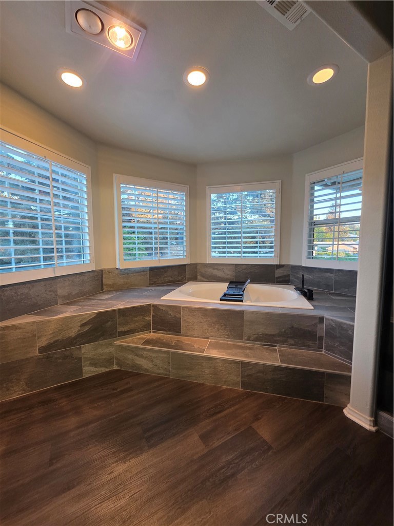 13557 Pineridge Court Property Photo 32