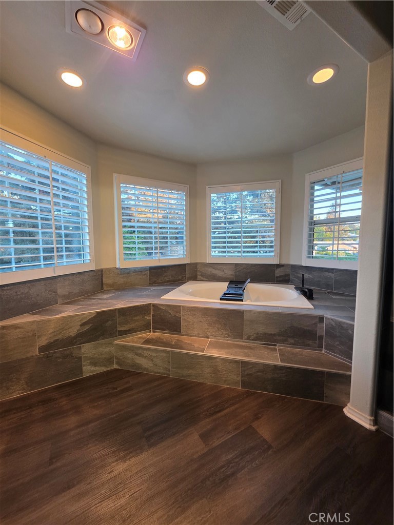 13557 Pineridge Court Property Photo 32