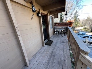 1374 Rock Ridge Property Photo 3