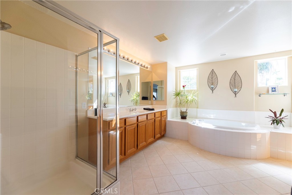 3827 Holly Springs Drive Property Photo 42