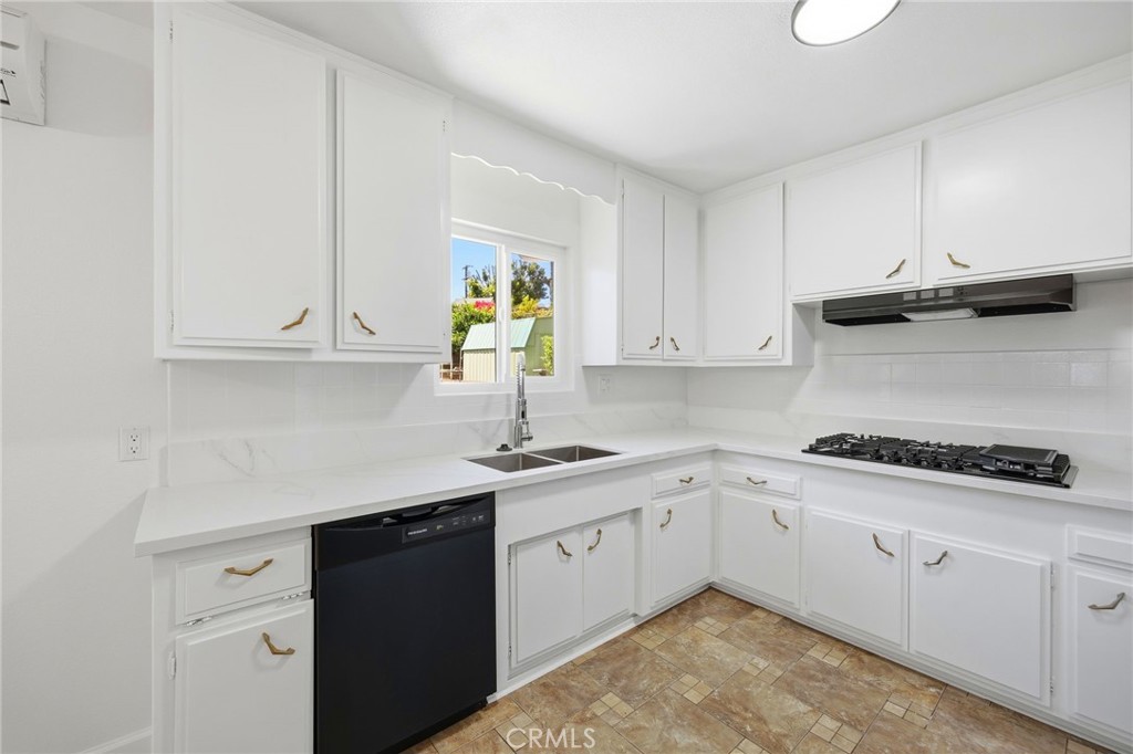 1744 Elser Property Photo 20