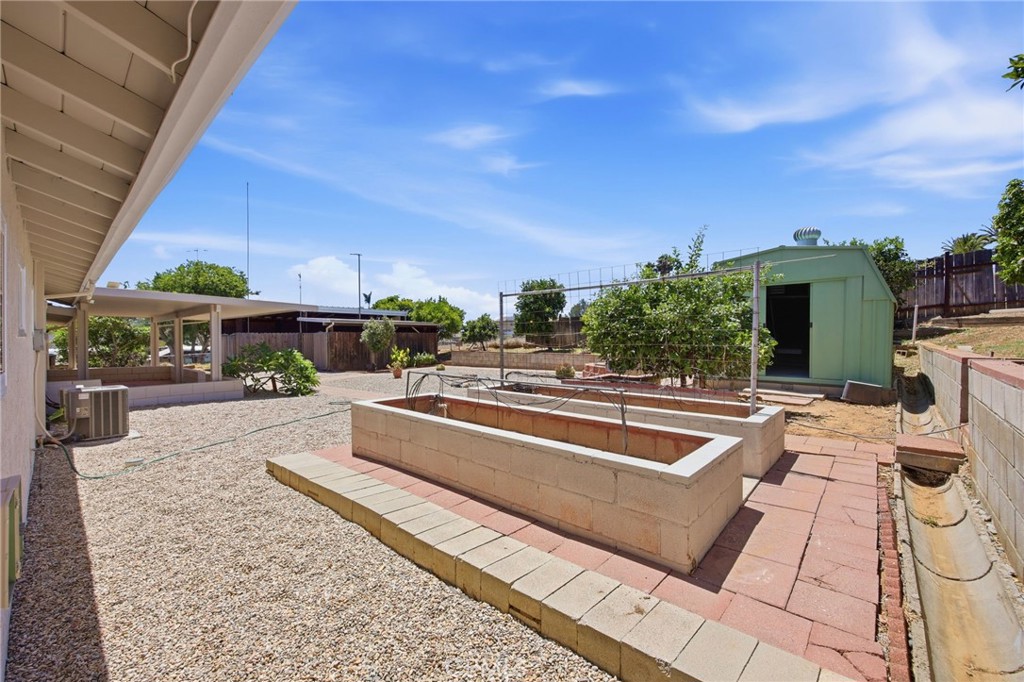 1744 Elser Property Photo 49