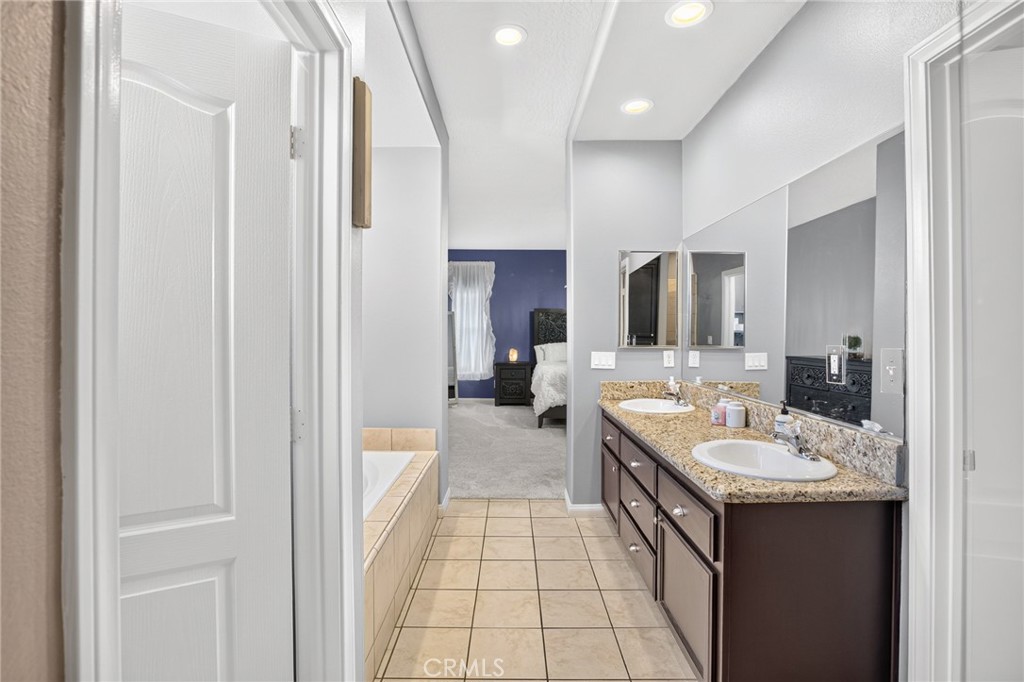 26776 Leather Lane Property Photo 18