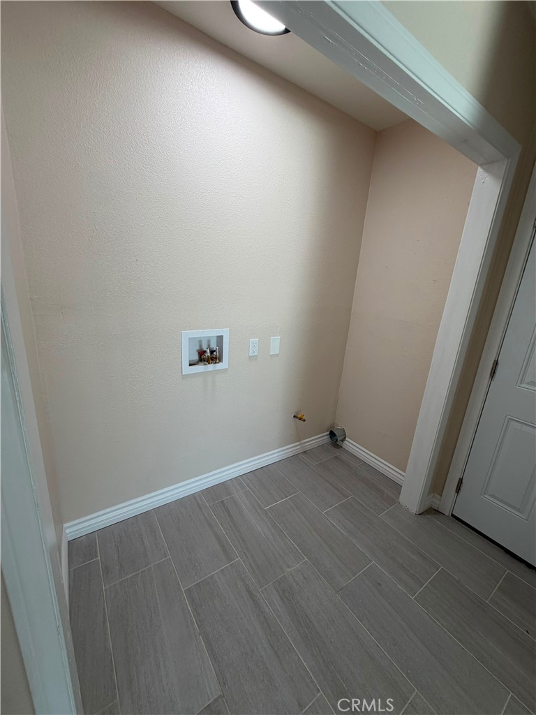 701 N Willow Avenue Property Photo 7