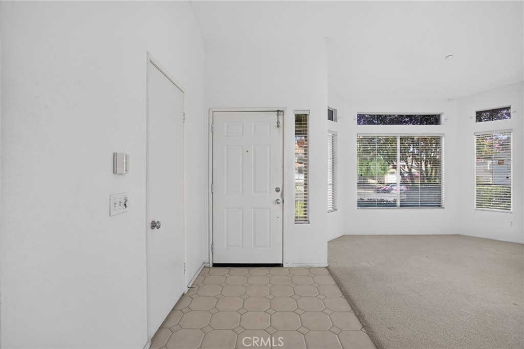 10217 Sycamore Canyon Property Photo 3