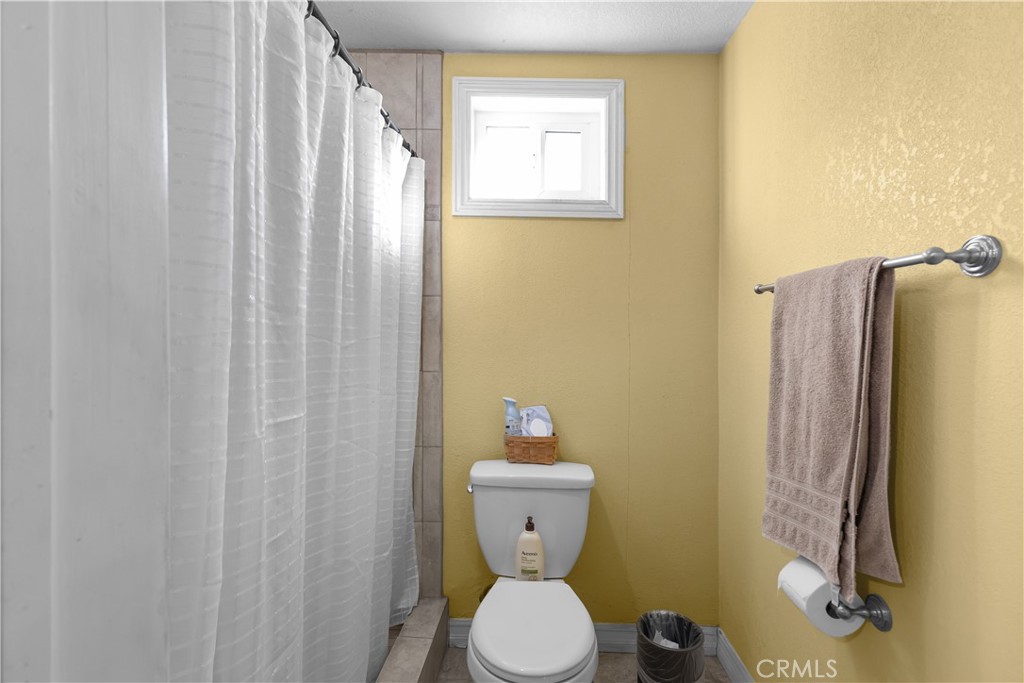 4337 Riverview Property Photo 16