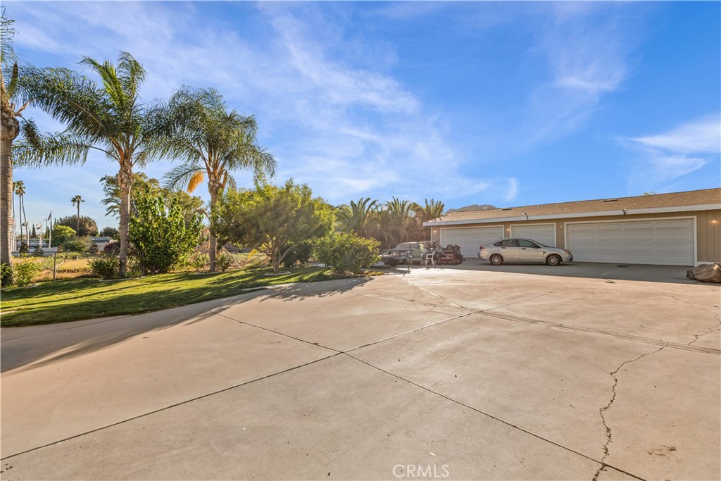 4337 Riverview Property Photo 21