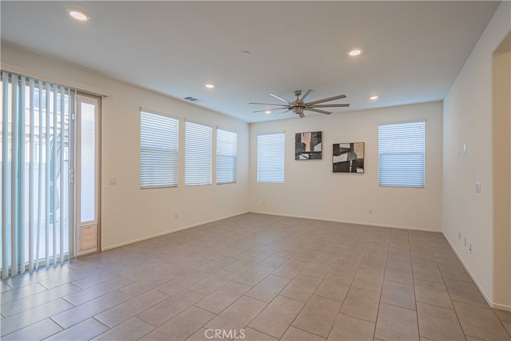 30458 Village Knoll Drive Property Photo 10