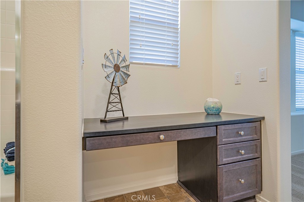 30458 Village Knoll Drive Property Photo 25