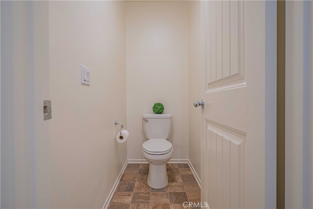30458 Village Knoll Drive Property Photo 27