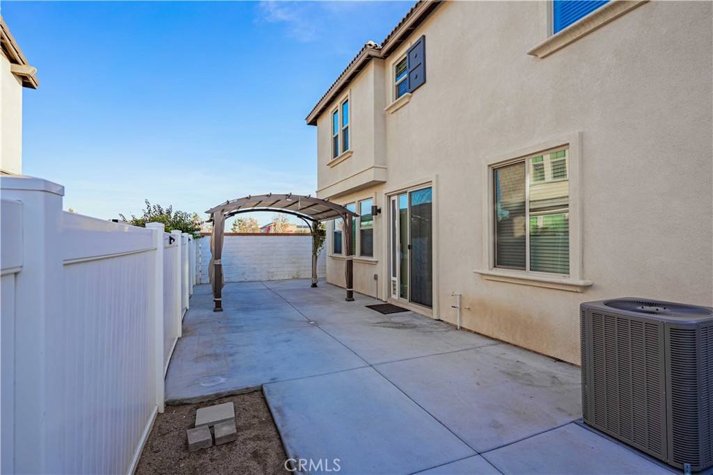 30458 Village Knoll Drive Property Photo 39