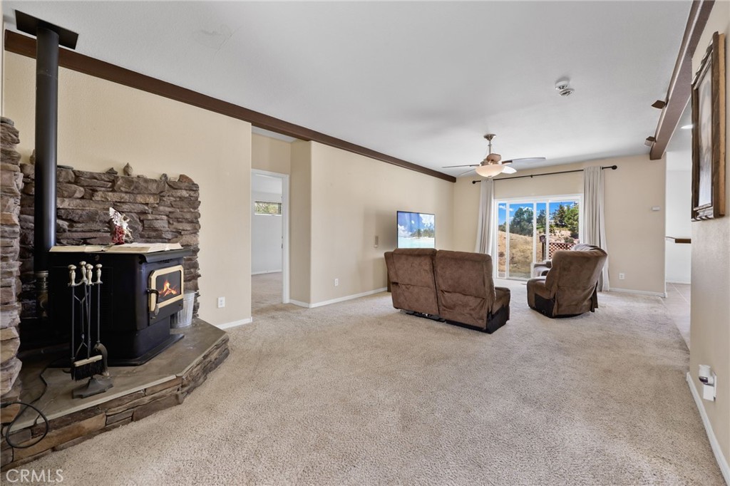 42199 Rambling Lane Property Photo 8