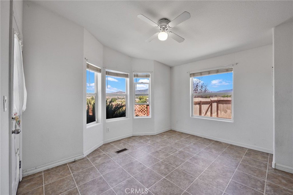 42199 Rambling Lane Property Photo 18