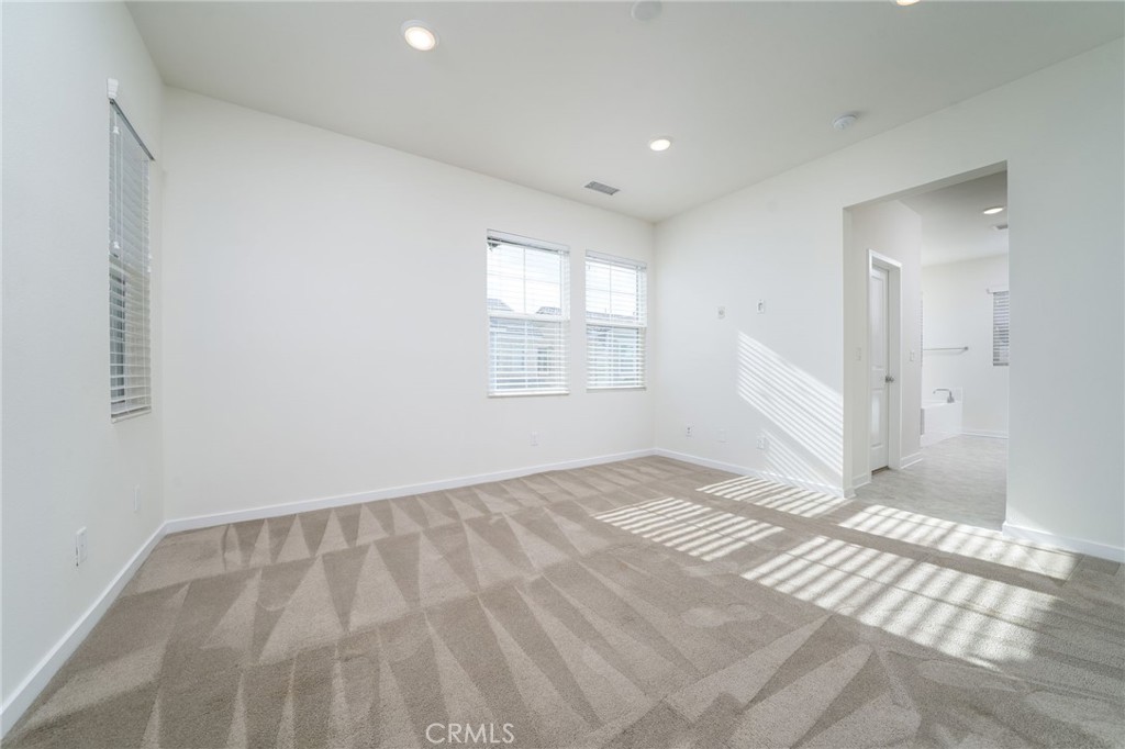 1606 Pear Tree Place Property Photo 18