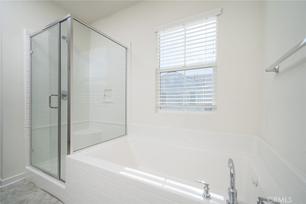 1606 Pear Tree Place Property Photo 20